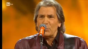 Buongiorno fans..che bello è stato ai #migliorianni con una delle nostre  canzoni più amate.Non vediamo l'ora di poterla ricantare insieme a voi in  tutte le piazze d'italia. Un abbraccio a tutti voi