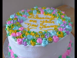 Cumpleaños Bizcocho De Mickey Mouse De Una Libra 10 Flores En Buttercream Youtube Pastel De Tortilla Pasteles Divertidos Pastel De Betun Decorados