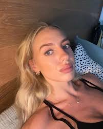 Zara (@zarabowman_) · Instagram photos and videos