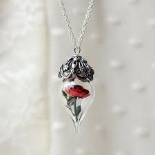 Classic Red Rose Flower Terrarium Glass Vial Necklace Beauty And The Beast Enchanted Rose By Woodland Belle By Wo Cute Jewelry Unique Necklaces Vial Necklace