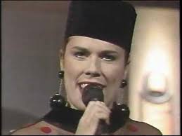 Maude ( Grenier ) Un, Deux, Cha Cha Cha