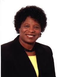 Cynthia Pratt's Instagram, Twitter & Facebook