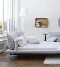Beschreibung 'meine arbeit ist geprägt durch die suche nach einer ausdrucksstarken form, die sich das maly bett erfüllt dieses ideal in jeder hinsicht in perfektion. Betten Von Ligne Roset Drifte Wohnform