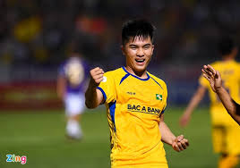 Kiatisuk tin vận son khi gặp slna. Hlv Slna Thá»«a Nháº­n May Máº¯n Khi Ä'anh Báº¡i Clb Ha Ná»™i Bong Ä'a