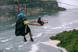 Adjective or masculine noun/feminine noun. Tirolesa A Las Cataratas En Cataratas Del Niagara Canada Cataratas Del Niagara Y Alrededores 2021 Viator