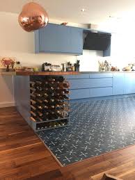 Carreaux De Ciment Bahya Modele Laurette Cuisine A Londres A Bahya Carreaux Ciment Cuisine Cuis Meuble Cuisine Cuisine Moderne Cuisine Salle A Manger