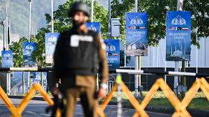 Iran en VS raken verstrikt in gevaarlijke staarwedstrijd met onzekere uitkomst