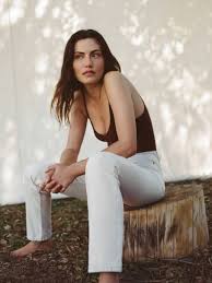 We give you all the information and more about phoebe tonkin. Phoebe Tonkin Beziehungen Nettowert Messungen Dating Familie Kinder Und Biografie Modelworth Germany Deutschland