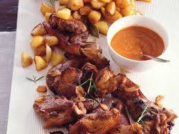 Spanferkel Mit Mojo Picon Und Rostkartoffeln Rezept Spanferkel Rezept Spanferkel Gerostete Kartoffeln