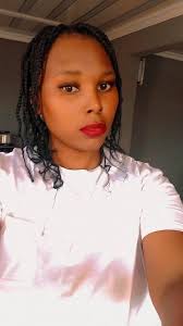 A post to appreciate my glam squad Debs and Ndips @livhu_mua