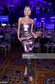 Elsa Hosk Attends The 2020 Amfar New York Gala At Cipriani Wall In 2020 Elsa Hosk Glamorous Dresses Emily Ratajkowski Style