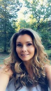 To book with Cheyenne Simmons  https://squareup.com/appointments/book/EGY6CNCJ2YH6D