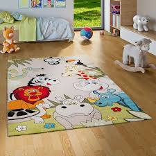 Kunststofffasern wie polyacryl und polypropylen kommen bei textilen bodenbelägen für kinderzimmer. Kinder Teppich Faro Safari Bunt Tiere
