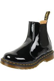 Klaus martens created his iconic military style boots after returning to his home in germany after wwii. Dr Martens Stiefeletten Fur Damen Online Kaufen Fashiola De