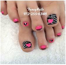 Black And White Striped Toe Nails Black Pink White Zebra Stripes Hearts Toe Nail Designs Toenail Art Designs Cute Toe Nails Toe Nail Art