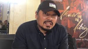 Direk Dan Villegas