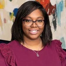 Karen Atchley's Instagram, Twitter & Facebook