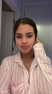 Victoria Leary's Instagram, Twitter & Facebook