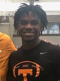 Donovan Higgins's Instagram, Twitter & Facebook