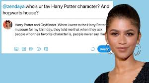 The cherry actor 25, could be seen holding zendaya's face closely as he leaned in to kiss the euphoria star, 24. Watch Zendaya Goes Undercover On Youtube Twitter And Wikipedia Actually Me Gq