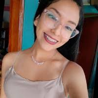 20+ perfiles de «Alexandra Amaro»