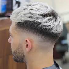 Il corto è sempre di moda . Tagli Capelli Uomo 2022 Di Tendenza In 200 Immagini