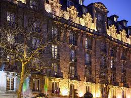 It is only a few steps from the free shuttle cdgval serving all terminals, as well as the tgv station and the rer b line for. Hotels In Der Nahe Des Marais In Paris Frankreich