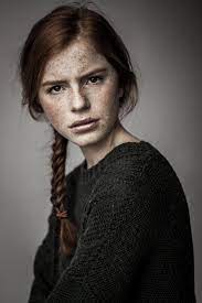 Pin By Luana Machado On Emotions People With Freckles Portrait Women With Freckles
