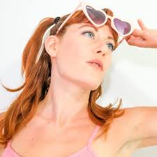 Nora's Dragon, Episode Nine: My Love is Like the Sea