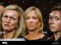 Laura cox hi-res stock photography and images