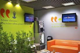 L'enseigne propose des articles classés sous huit catégories l'enseigne propose des articles classés sous huit catégories, dont l'informatique, téléphonie, jeux vidéo, son & image, habitat, bijoux, musique et culture. Franchise Cash Express Devenir Franchise Cash Express Achat Vente De Produits D Occasions