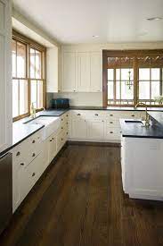 This Weekend Nashville Based Architect Marcus Di Pietro A Member Of The Remodelista Architect And Des White Farmhouse Kitchens Kitchen Design Kitchen Remodel