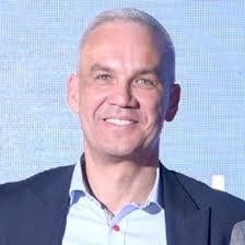 Marco Esterhuizen's Instagram, Twitter & Facebook