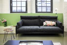 Pin Von Exil Wohnmagazin Auf Sessel Sofas Sofas Polster Einzelsofas