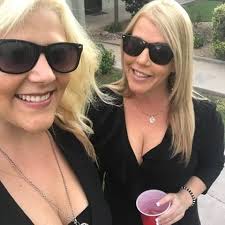 What are the successful clinical trials for stage 4 pleural mesothelioma  with stomach metastasis?