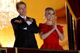 Critican a peña nieto tras enviarle condolencias a amlo por la muerte de su hermana a través de twitter. Mexican Ex President Pena Nieto And Soap Opera Star Wife Divorcing Americas News Top Stories The Straits Times
