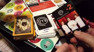 Los jugadores se desafiarán en la creación de platos únicos y divertidos. Master Chef Como Se Juega Version Reducida Juego De Clementoni Quien Sera En Mejor Masterchef Youtube