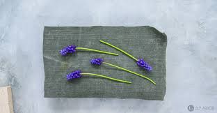Use pencil to mark 1″ dots; Mother S Day Craft Ideas Press Flowers In 3 Minutes