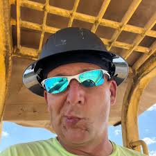 King Size Tempurpedic Bed with bronze metal head and footboard