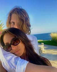 Vicky Cornell (@vickycornell) • Instagram photos and videos