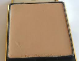 Elizabeth Arden Flawless Finish Sponge On Cream Makeup Review