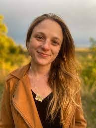 Angela Lerner's Instagram, Twitter & Facebook