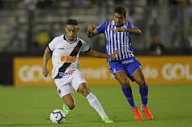 O vasco segue na lanterna do campeonato brasil, com dois pontos, enquanto avaí soma três pontos e ali, era improvável a vitória cruzmaltina, já que o time jogava pior do que o avaí, mas conseguiu. Avai X Vasco Saiba Como Assistir Ao Jogo Do Brasileirao Ao Vivo Online