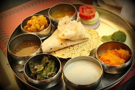 Jaisalmer Vegetarian Food Guide: 12 Pure Veg Dishes You Must Try at Jor Bagh