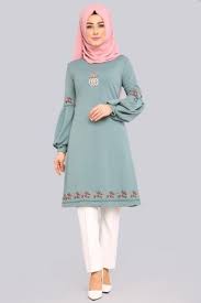 Tunik Balon Kol Cicekli Tunik Pl825 Mint Basortusu Modasi Moda Kiyafetler Moda Stilleri