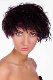 Look up short answers now! Fransiger Short Bob Mit Kurzem Nacken Bob Frisuren Kurz Und Mittellang