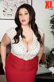 Angel DeLuca - Free nude pics, galleries & more at Babepedia