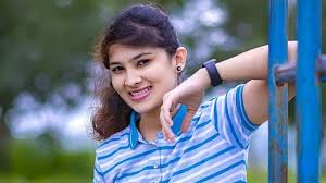 She hailed from parli vaijnath in beed district and was pursuing an educational. Pooja Chavan Suicide Case Tiktok Star Stressed About Family Debt Reveals Father
