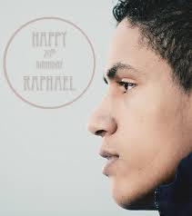 Варан рафаэль (raphael varane) футбол защитник франция 25.04.1993. Gaston Varane Emigrated With His Wife Annie To The Small Town Of Hellemmes Lille In 1976 In France Annie Gave Birth To Team S Two Daughters Raphael Varane