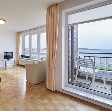 2018 betrug der durchschnittliche quadratmeterpreis pro m² bei wohnungen bis 40 m² ca. Das Haus Seeterrassen Liegt Direkt An Der Grimmershorn Bucht Unter Anderem Vermieten Wir Dort Die Wohnung 24 Mit Direkten Blic Ferienwohnung Wohnung Haus Deko